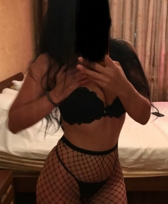 В моей компании ты испытаешь настоящий райский кайф. 💫 Я имею огромный опыт и знаю множество способов удовлетворить тебя на все сто. Встречи со мной - это твой интимный праздник, полный страсти и желания. 😈
У меня есть фото, которые докажут тебе, что мое тело сделано для наслаждения. Моя ухоженная кожа, изысканные формы и искусные движения оставят глубокий след в твоем воображении. 🔥
Если ты ищешь островок наслаждения в Москве, то я - именно то, что тебе нужно. Живу в Москве и готова приехать к тебе, чтобы сделать твои самые сокровенные фантазии реальностью. ✨
У меня безупречная репутация и положительные отзывы от моих довольных клиентов. Все встречи проходят конфиденциально и с полным взаимопониманием. 😉
Итак, не упускай возможность окунуться в мир запретных удовольствий со мной. Я жду твоего звонка, чтобы сделать нашу встречу незабываемой. 💋 1864, 36 лет